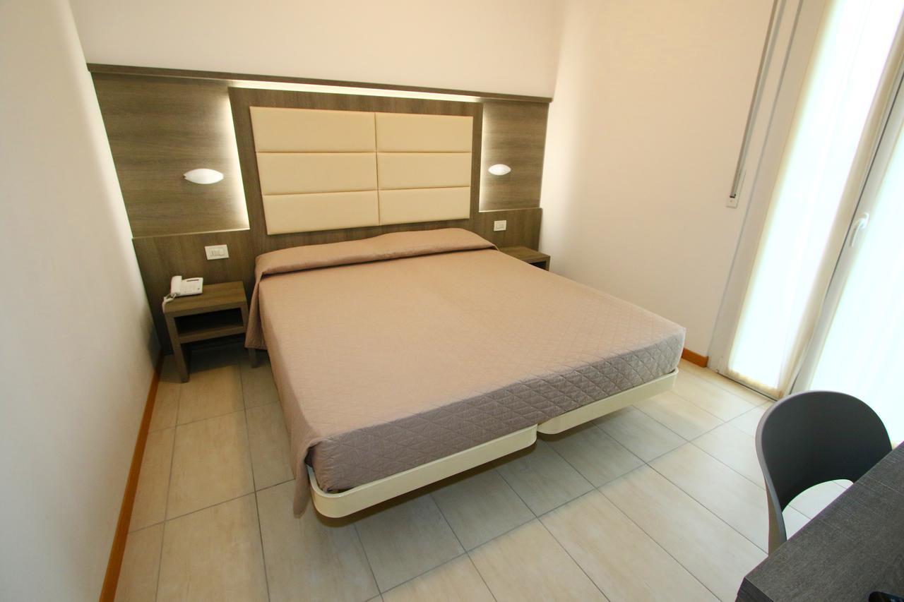 Boom 3* Rimini